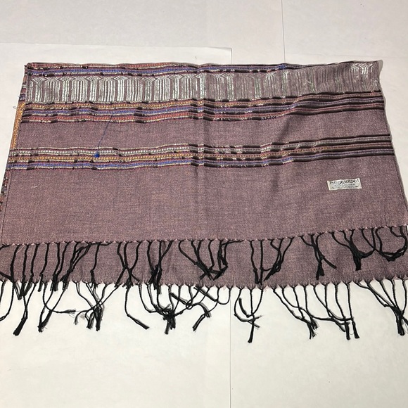 Pashmina 100% cashmere scarf with defects - Picture 2 of 3